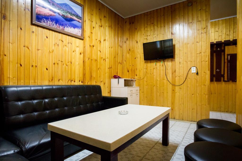 Diar Hotel Atyraū Eksteriør bilde